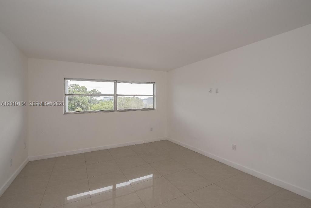 9375 Fontainebleau Blvd , Unit L315, Miami, FL 33172 Photo