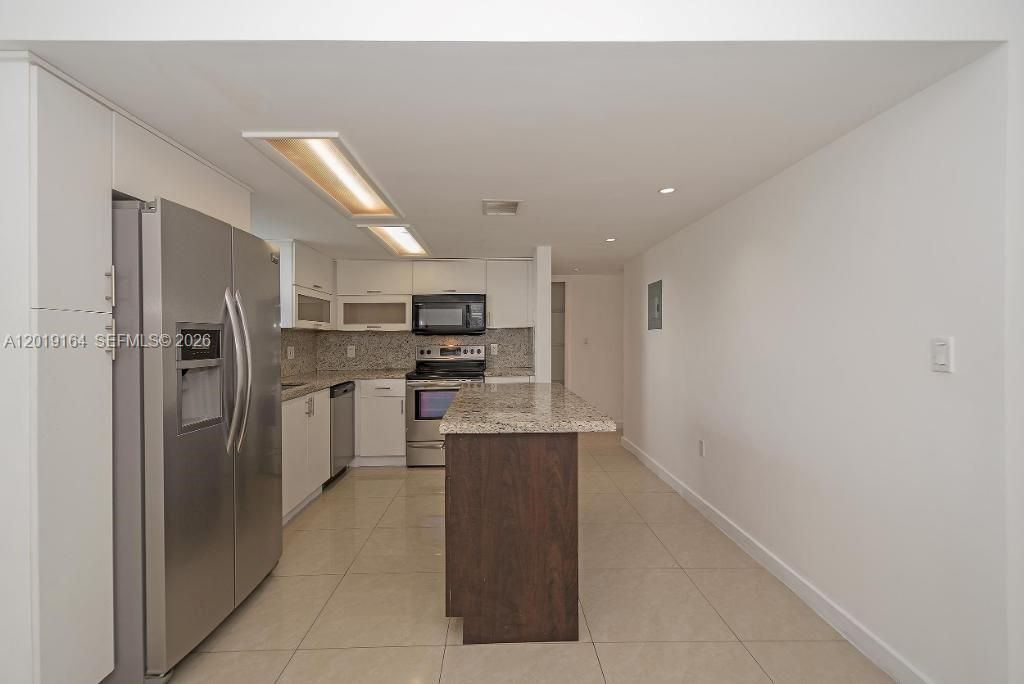 9375 Fontainebleau Blvd , Unit L315, Miami, FL 33172 Photo