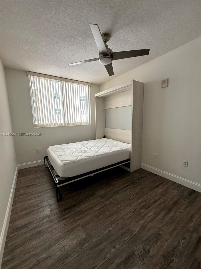 170 SE 14th St , Unit 1205, Miami, FL 33131 Photo