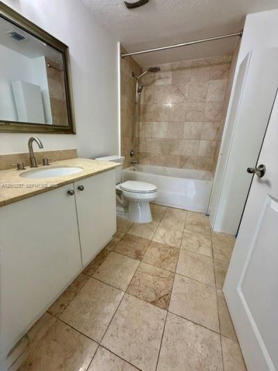 170 SE 14th St , Unit 1205, Miami, FL 33131 Photo