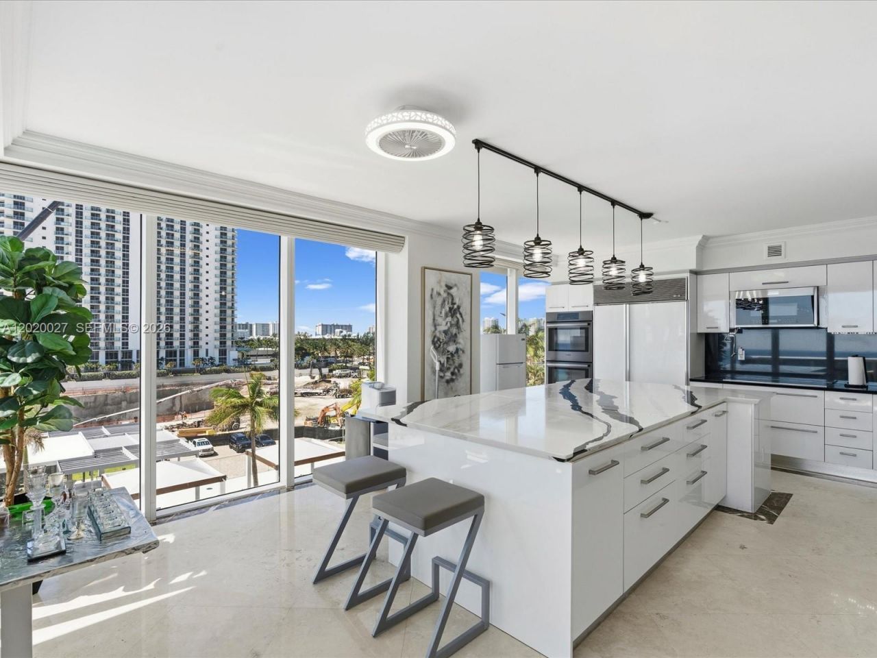 18911 Collins Ave , Unit 601, Sunny Isles Beach, FL 33160 Photo