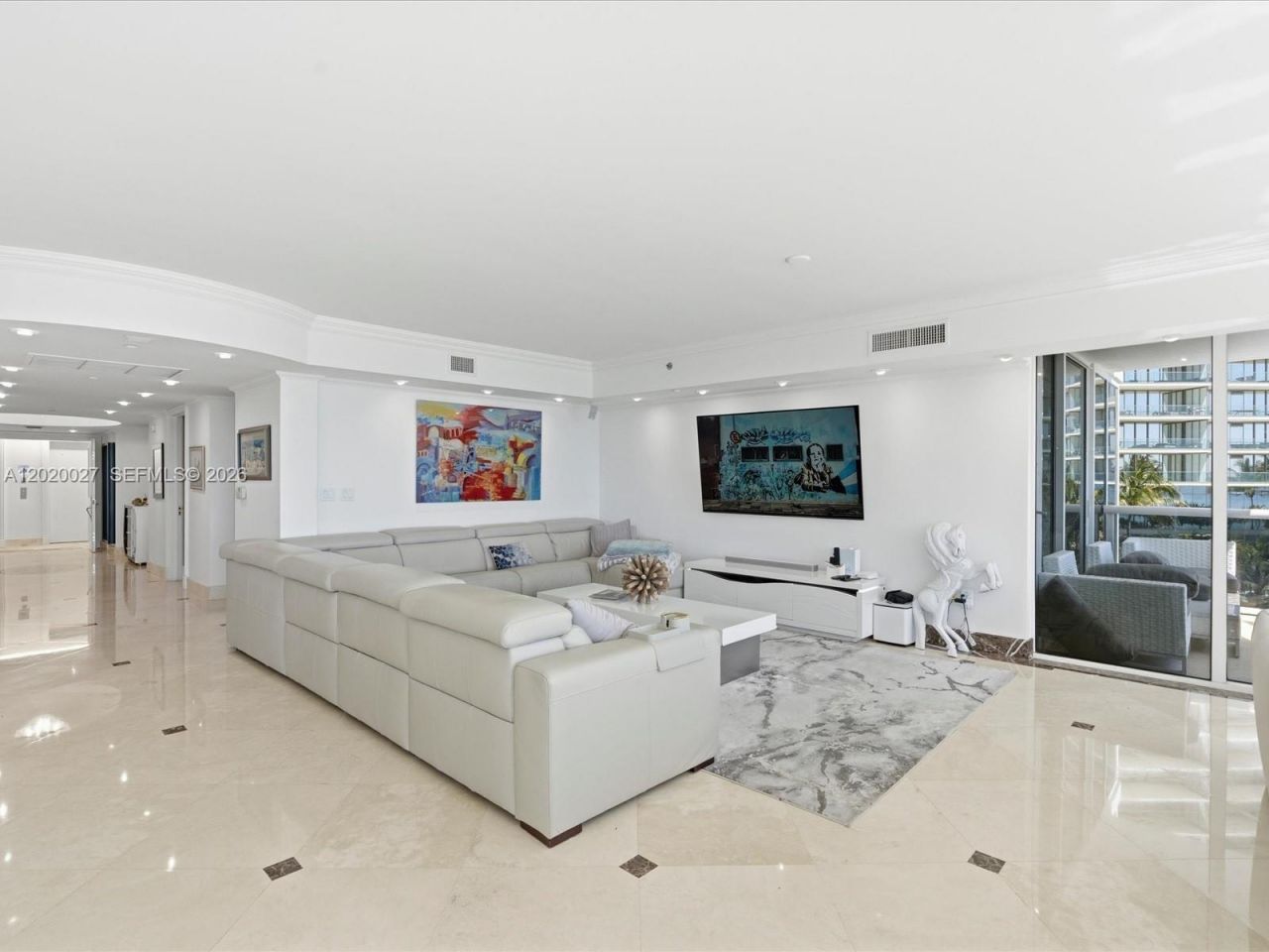 18911 Collins Ave , Unit 601, Sunny Isles Beach, FL 33160 Photo