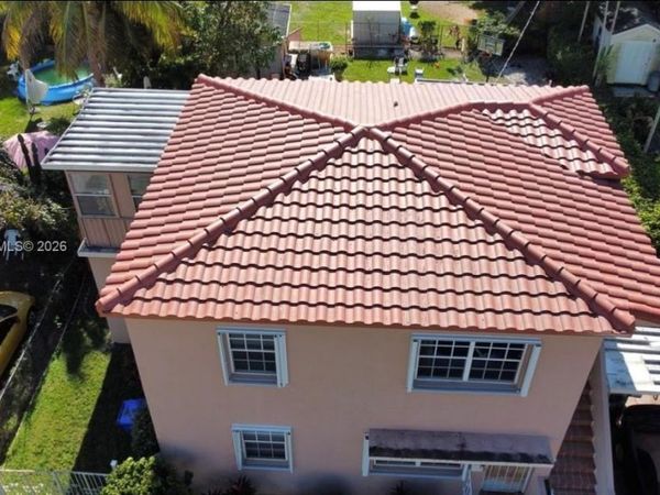 3750 SW 27th St , Miami, FL 33134