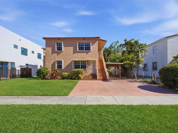 3750 SW 27th St , Miami, FL 33134