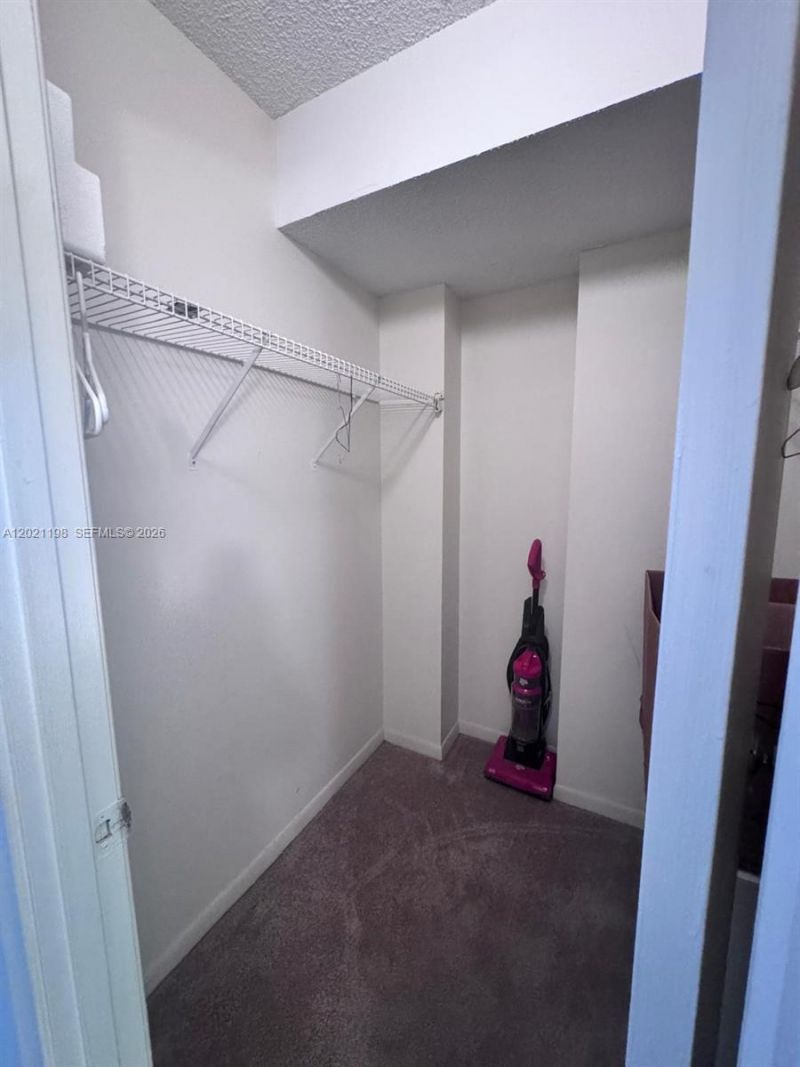 1800 N Andrews Ave , Unit 2E, Fort Lauderdale, FL 33311 Photo