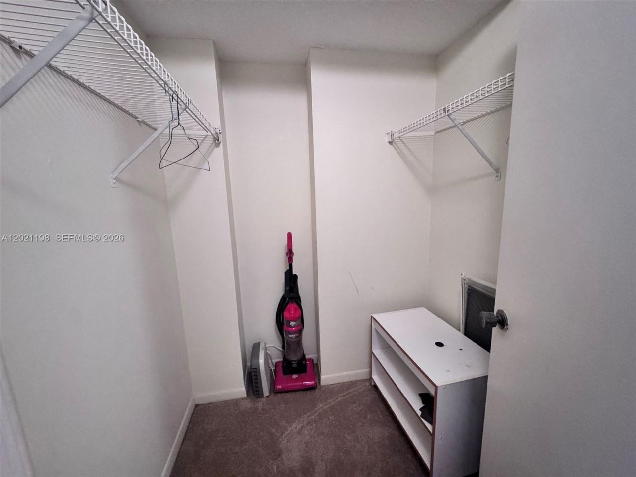 1800 N Andrews Ave, Unit 2E, Fort Lauderdale, FL 33311 Photo