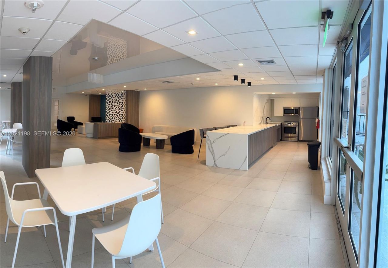 1800 N Andrews Ave, Unit 2E, Fort Lauderdale, FL 33311 Photo