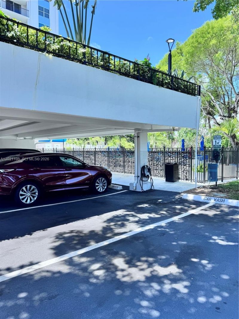 1800 N Andrews Ave, Unit 2E, Fort Lauderdale, FL 33311 Photo