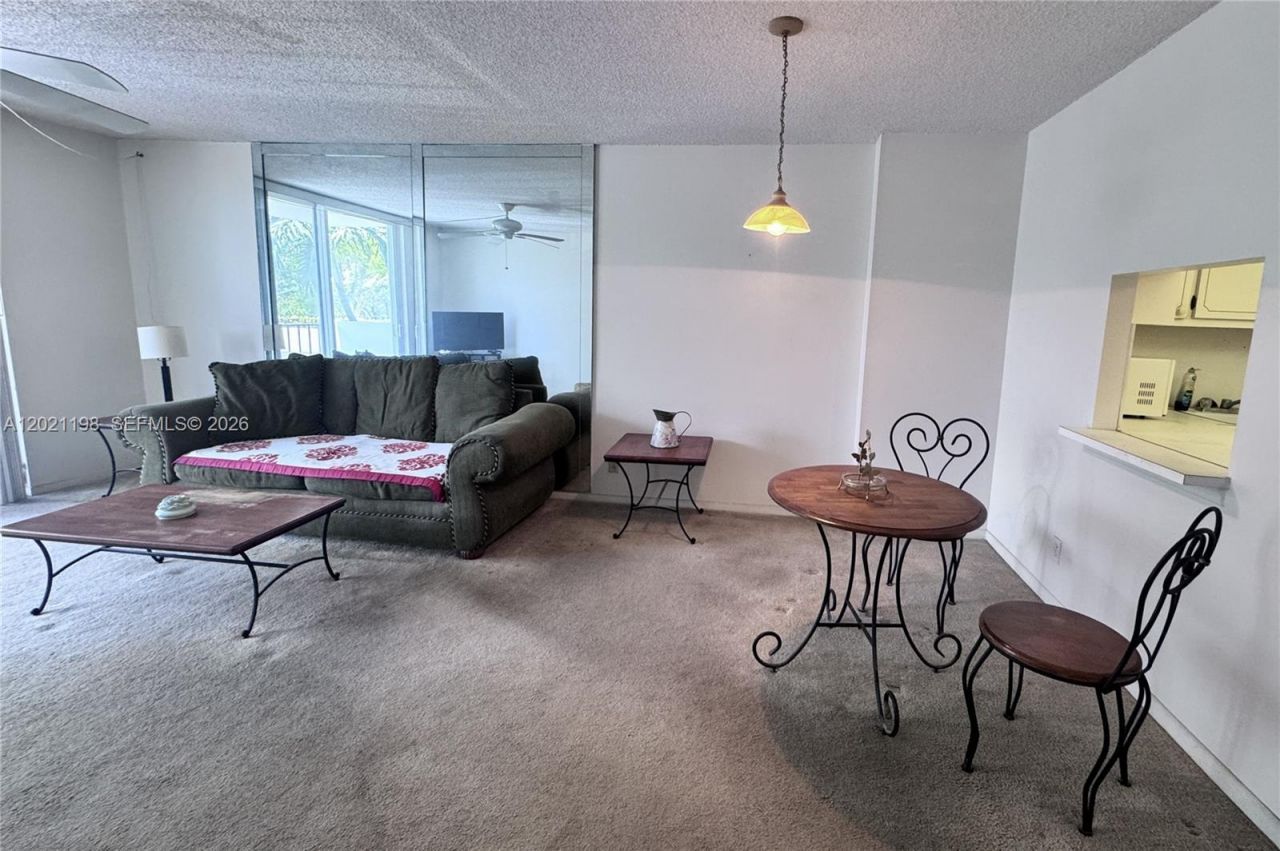 1800 N Andrews Ave , Unit 2E, Fort Lauderdale, FL 33311 Photo