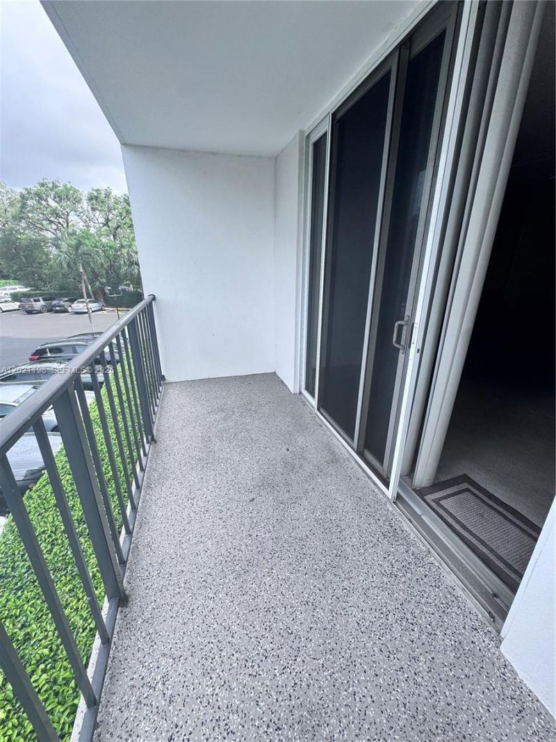 1800 N Andrews Ave, Unit 2E, Fort Lauderdale, FL 33311 Photo