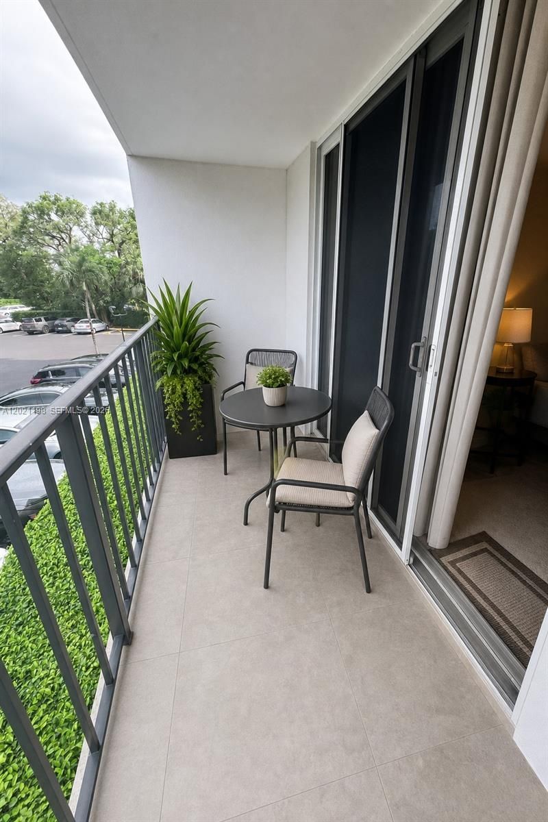 1800 N Andrews Ave, Unit 2E, Fort Lauderdale, FL 33311 Photo