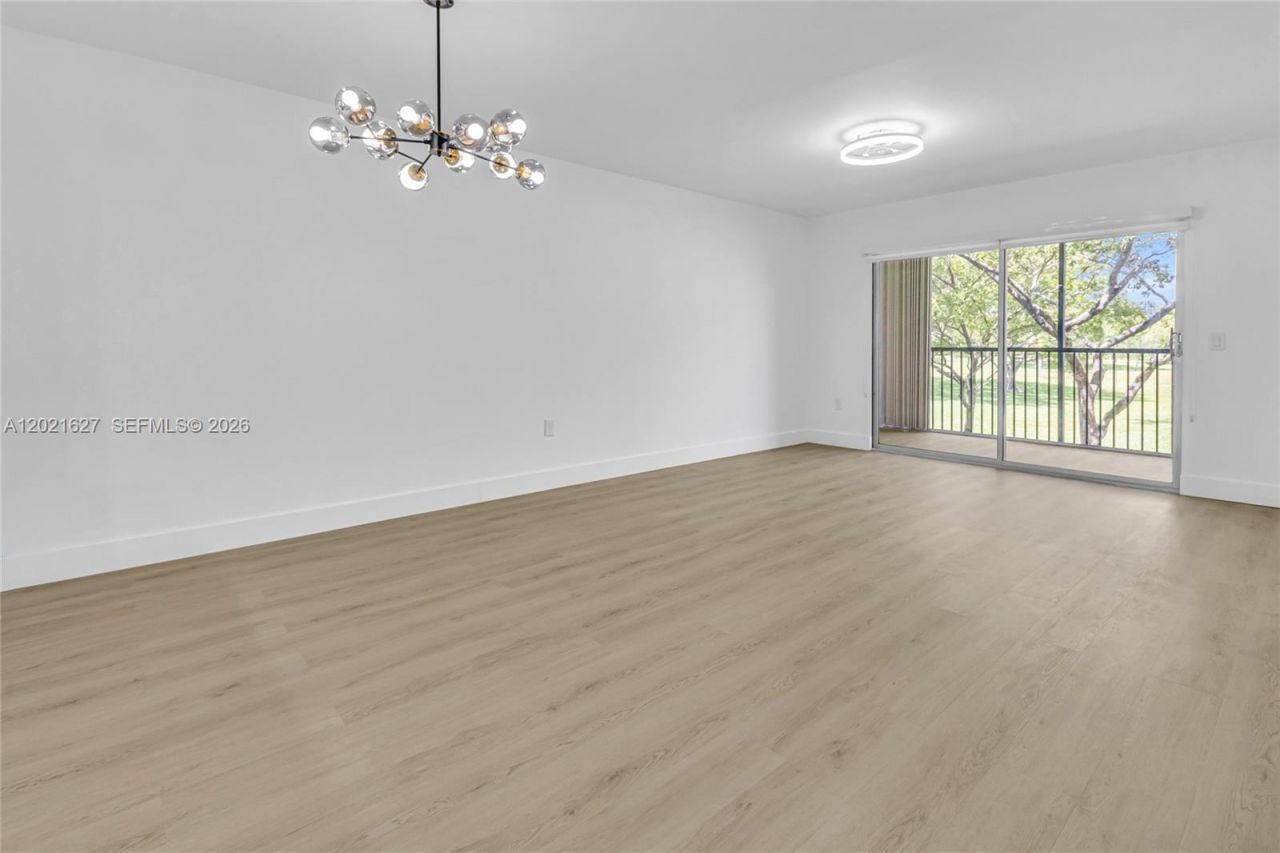 1650 SW 124th Ter , Unit 211D, Pembroke Pines, FL 33027 Photo