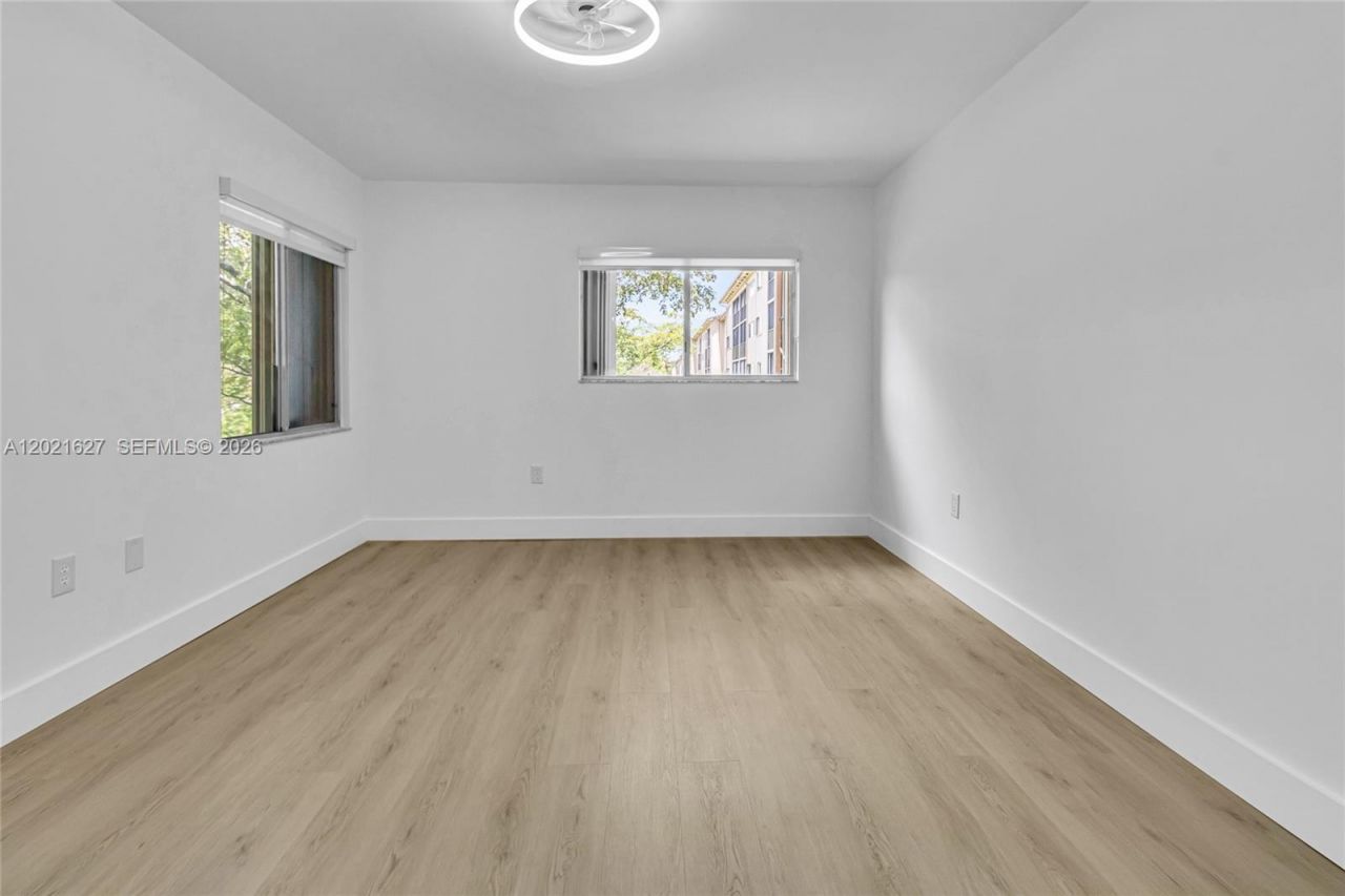 1650 SW 124th Ter , Unit 211D, Pembroke Pines, FL 33027 Photo