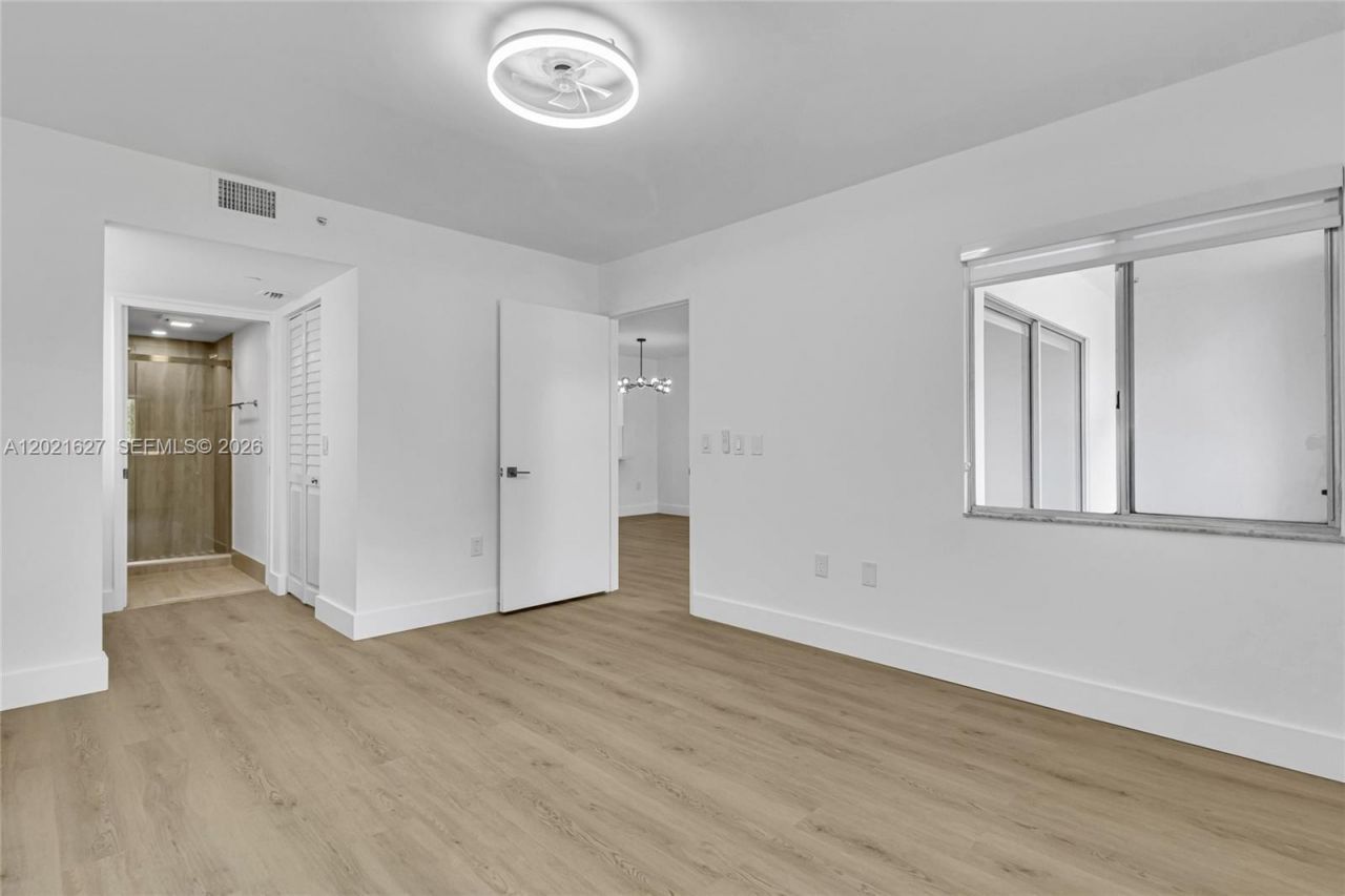 1650 SW 124th Ter , Unit 211D, Pembroke Pines, FL 33027 Photo
