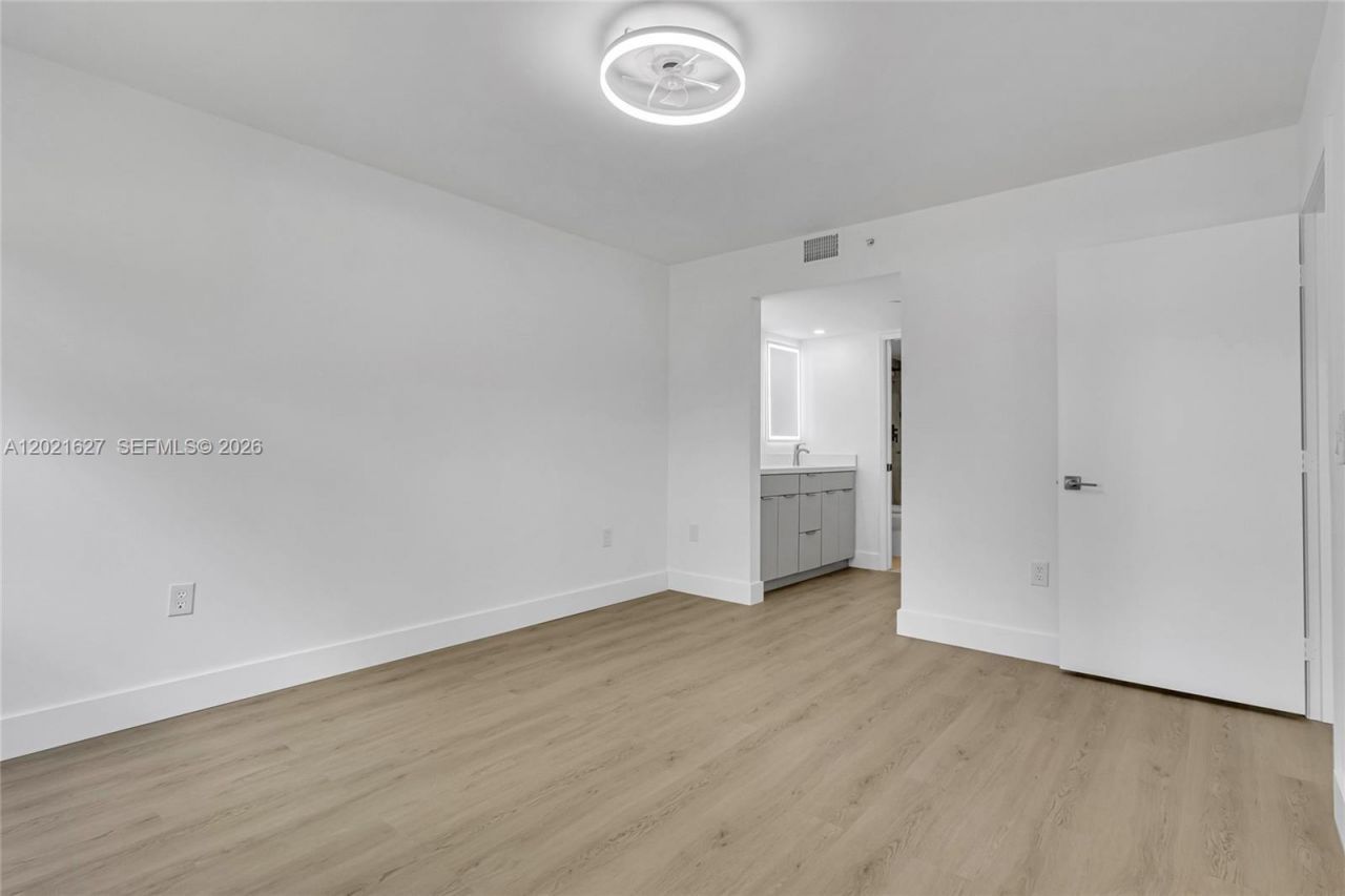 1650 SW 124th Ter , Unit 211D, Pembroke Pines, FL 33027 Photo