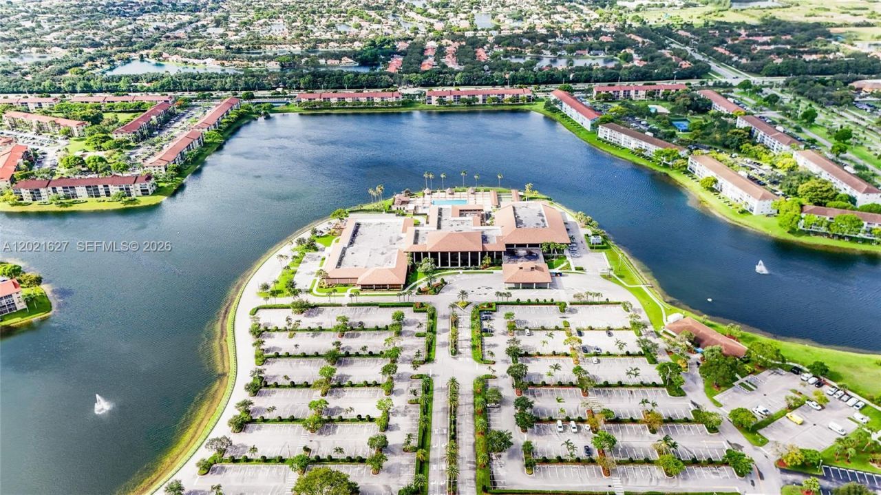 1650 SW 124th Ter , Unit 211D, Pembroke Pines, FL 33027 Photo