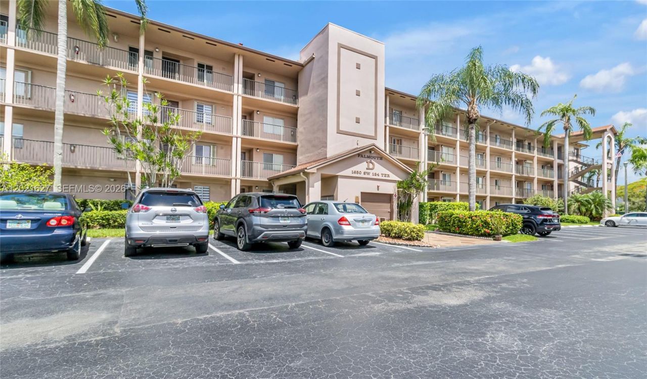 1650 SW 124th Ter , Unit 211D, Pembroke Pines, FL 33027 Photo