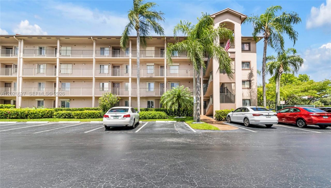 1650 SW 124th Ter , Unit 211D, Pembroke Pines, FL 33027 Photo