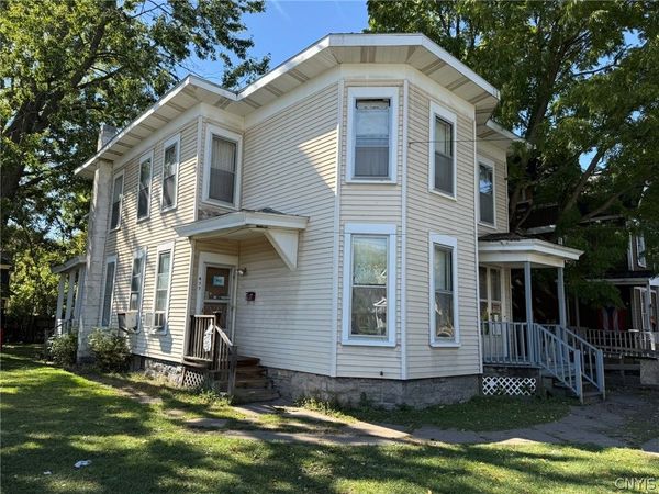417 Delaware Street, Unit 19, Syracuse, NY 13204