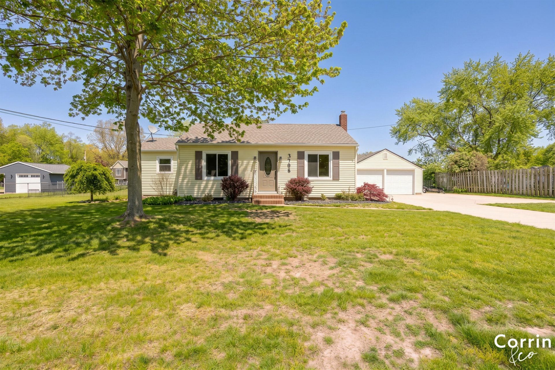3708 Benjamin Avenue Ne, Grand Rapids, MI 49525 Main Photo