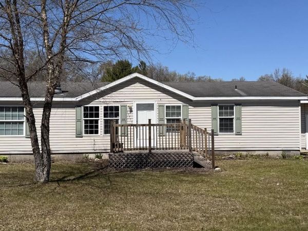 11711 Nichols Road, Holton, MI 49425