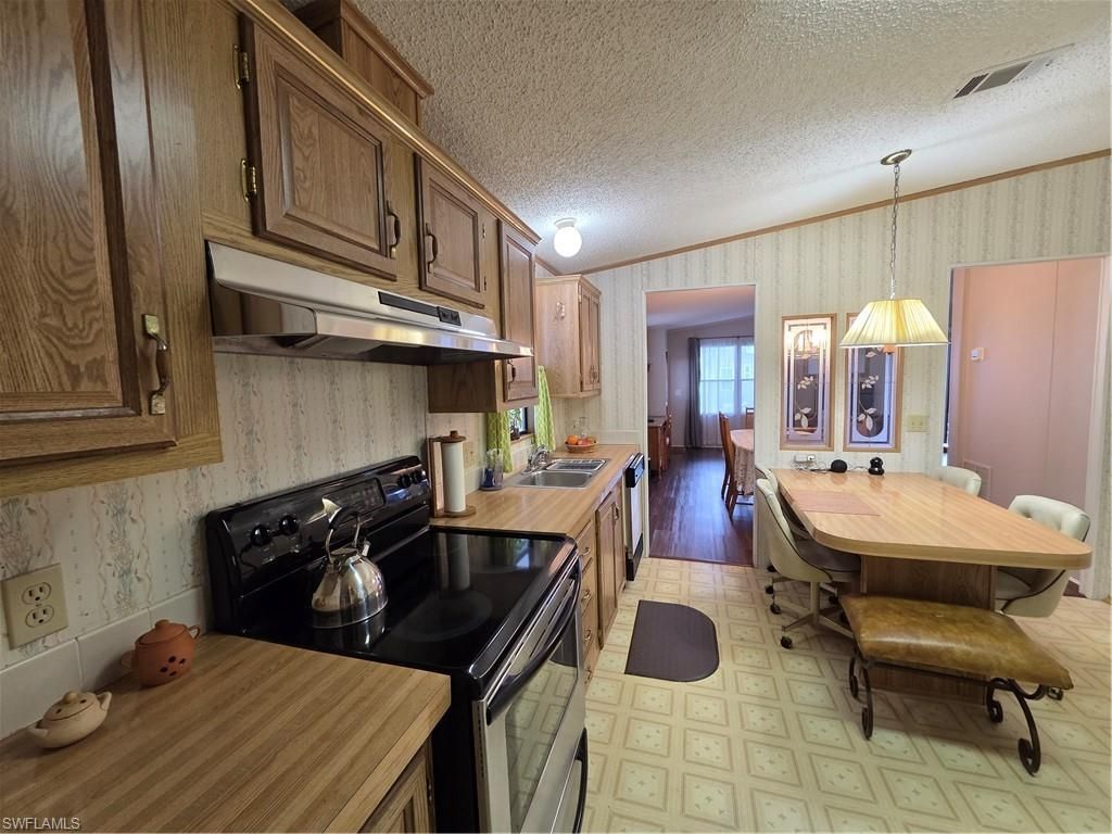 465 Dawn Dr, North Fort Myers, FL 33903 Photo
