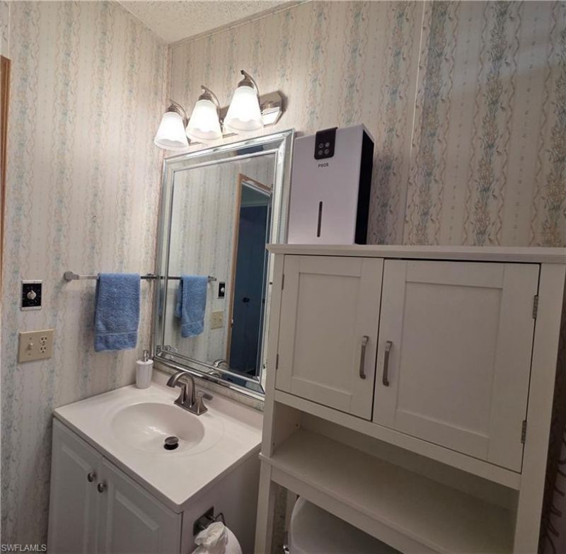 465 Dawn Dr, North Fort Myers, FL 33903 Photo