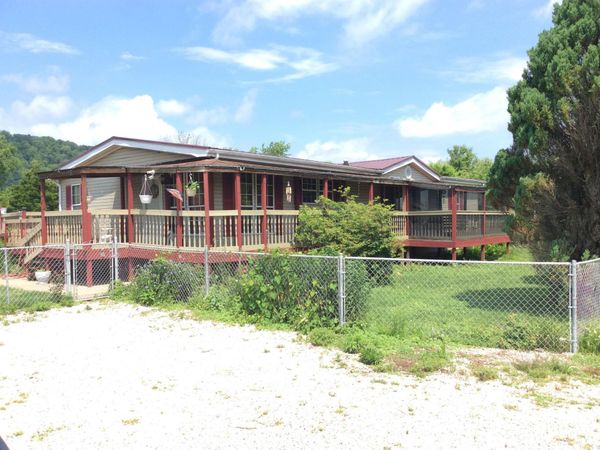 72 Kathi Lane, Lesage, WV 25537