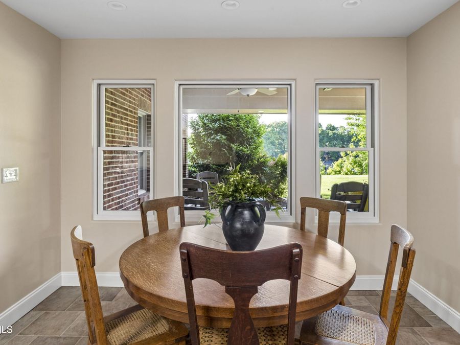 Property Image 101
