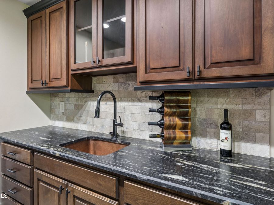 Property Image 103