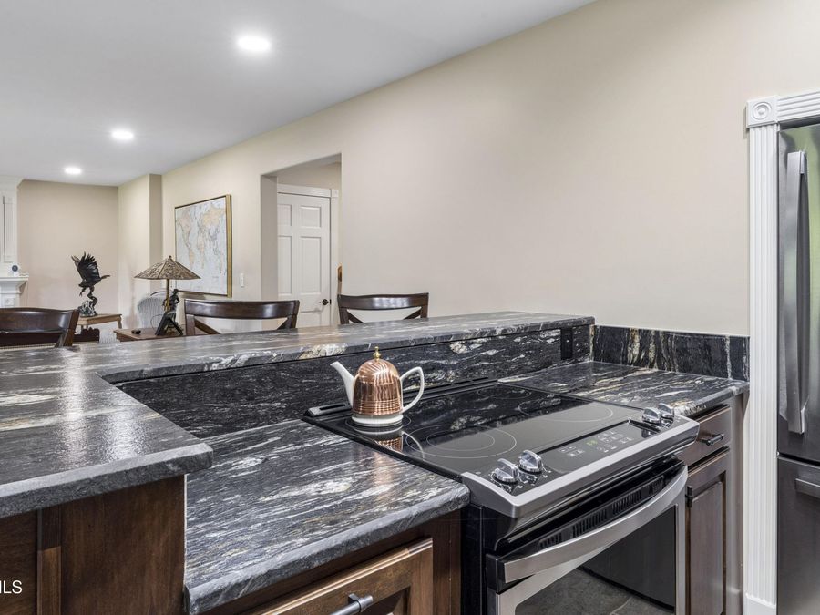 Property Image 104