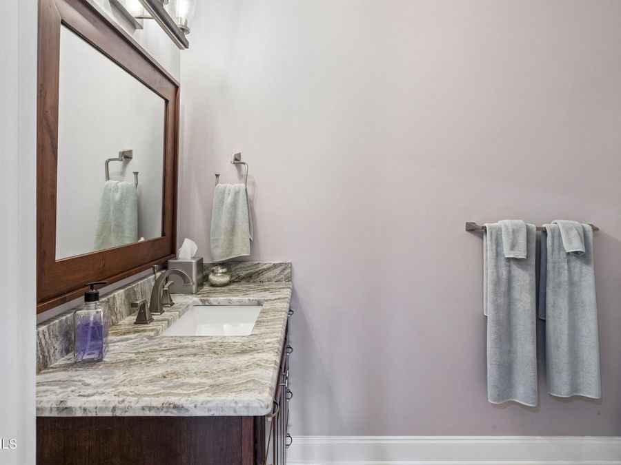 Property Image 108
