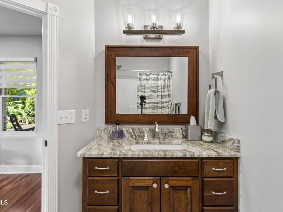 Property Image 110
