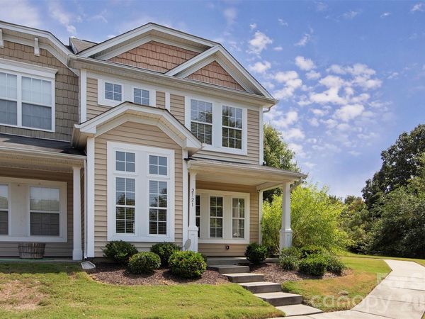 2721 Grain Mill Lane, Charlotte, NC 28214