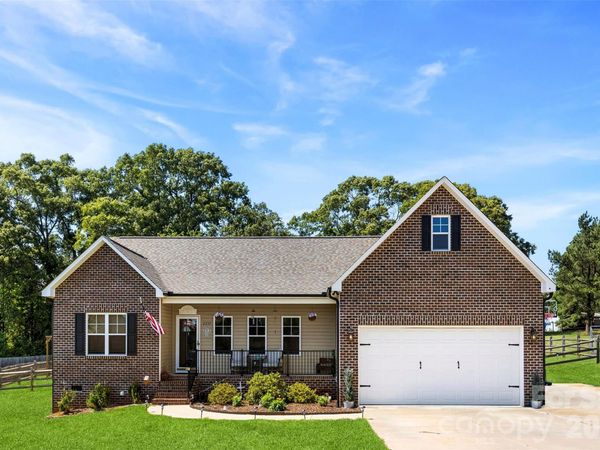 2357 Mintew Circle , Lincolnton, NC 28092