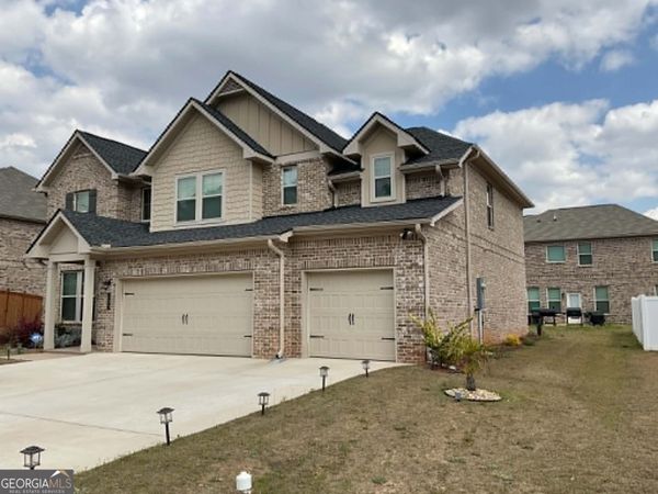 137 Cabin Way, Hampton, GA 30228