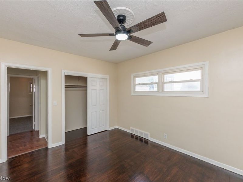 4004 E 41st Street, Newburgh Heights, OH 44105 Photo 17