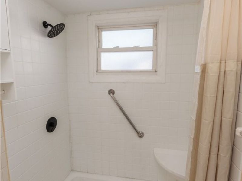 4004 E 41st Street, Newburgh Heights, OH 44105 Photo 22