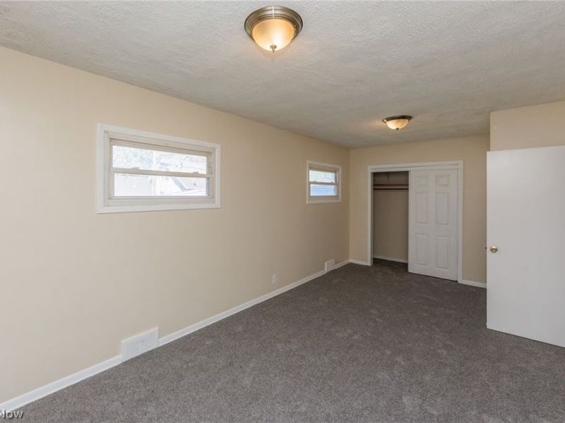4004 E 41st Street, Newburgh Heights, OH 44105 Photo 26