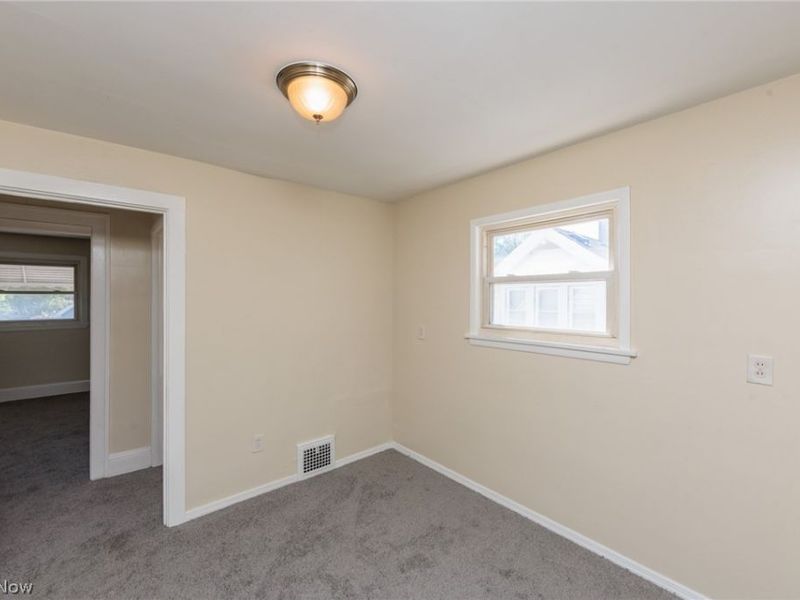 4004 E 41st Street, Newburgh Heights, OH 44105 Photo 34
