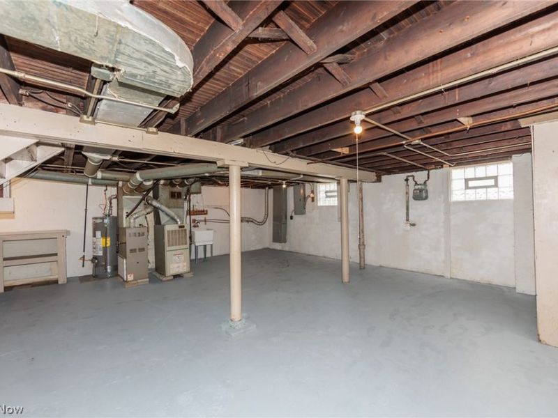 4004 E 41st Street, Newburgh Heights, OH 44105 Photo 46