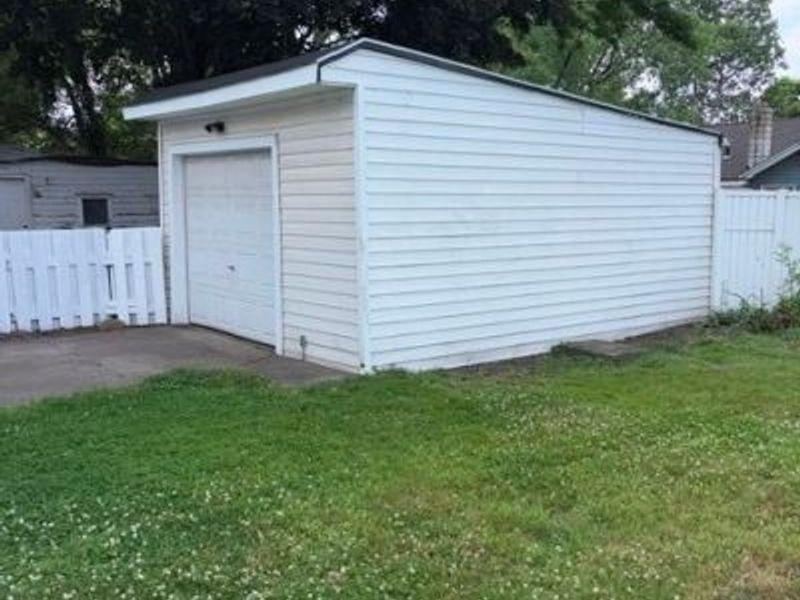 4004 E 41st Street, Newburgh Heights, OH 44105 Photo 48