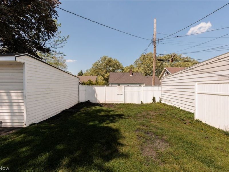 4004 E 41st Street, Newburgh Heights, OH 44105 Photo 49