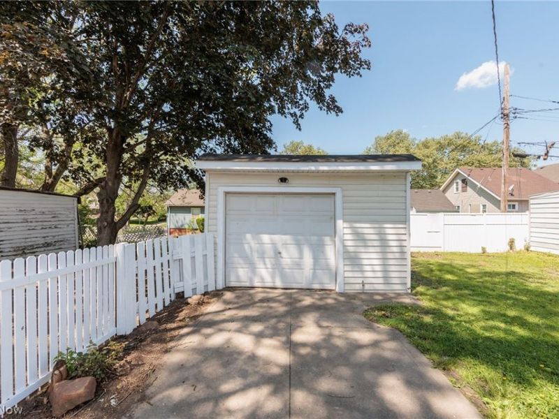 4004 E 41st Street, Newburgh Heights, OH 44105 Photo 50