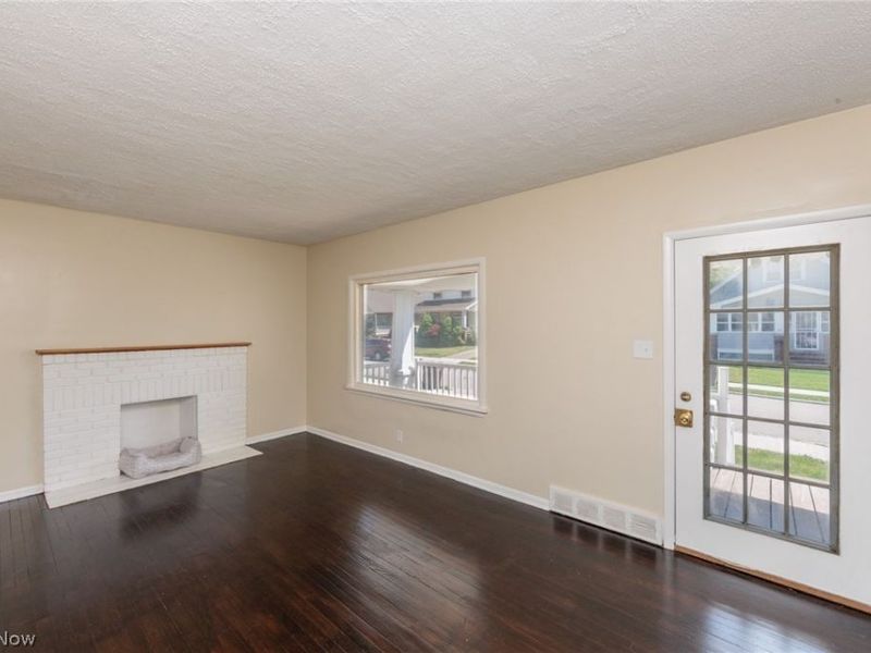 4004 E 41st Street, Newburgh Heights, OH 44105 Photo 7