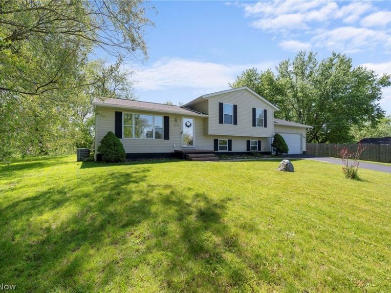 4602 High Mill Avenue NW, Massillon, OH 44647 Photo 3