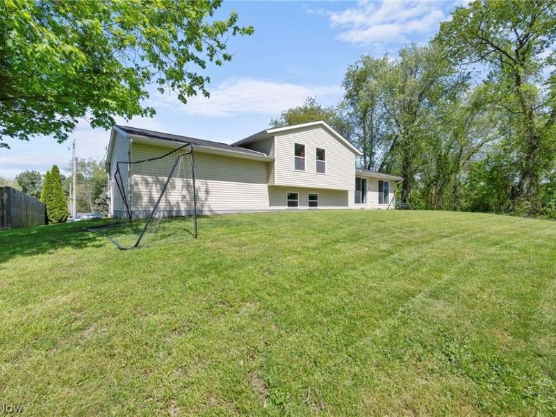 4602 High Mill Avenue NW, Massillon, OH 44647 Photo 36