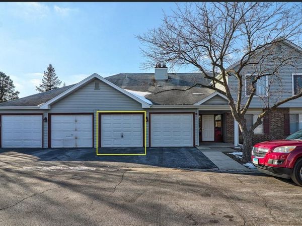 7010 Barrington Court , Unit 102, Woodridge, IL 60517