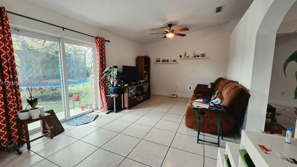 16850 Crestview Ln, Weston, FL 33326 Photo