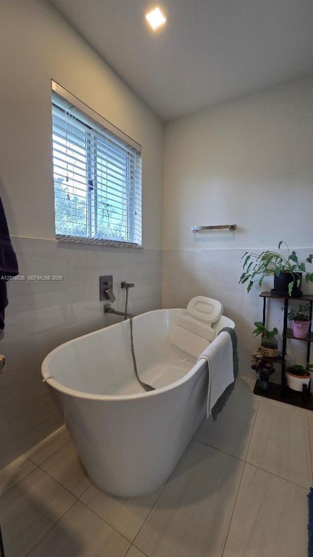 16850 Crestview Ln, Weston, FL 33326 Photo